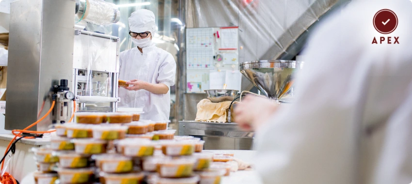 Get HACCP Certification in Saudi Arabia. Saudi food manufacturer receiving HACCP certification for hygiene control. 